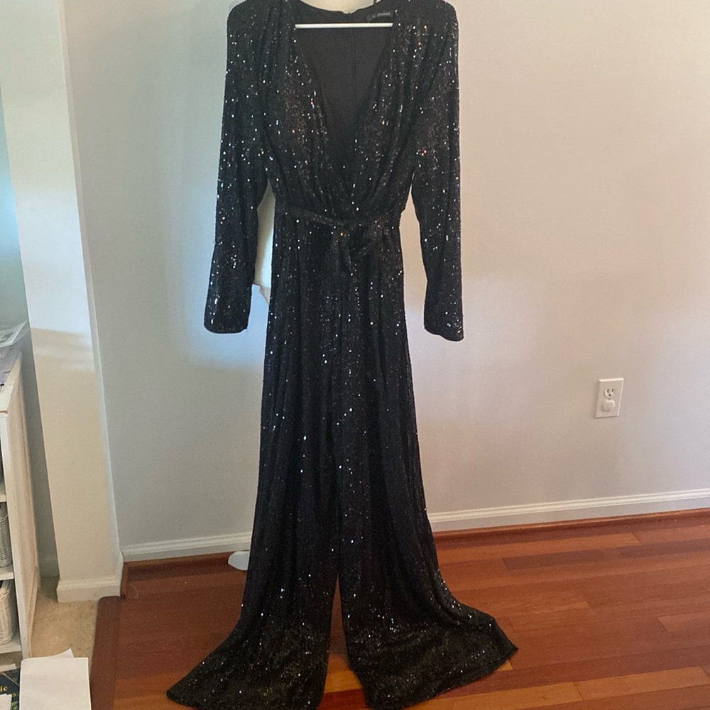 Giffniseti NWT black sequin jumpsuit